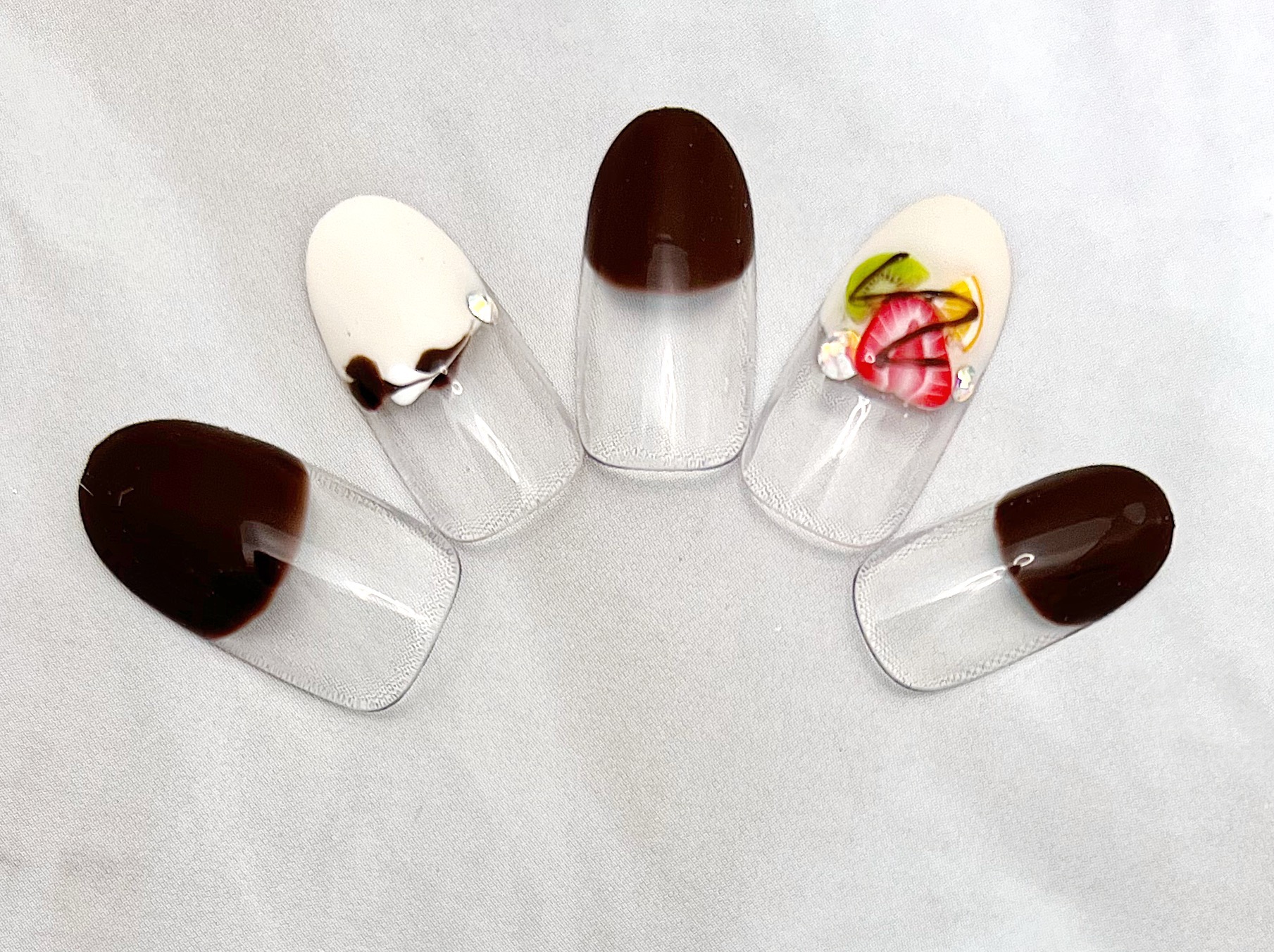 No 000 Yen ネイルルージュ Nail Rouge 中野坂上のネイルサロン